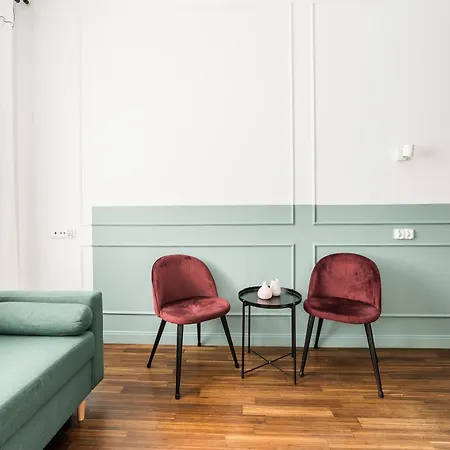 Old Town Lavish Studio